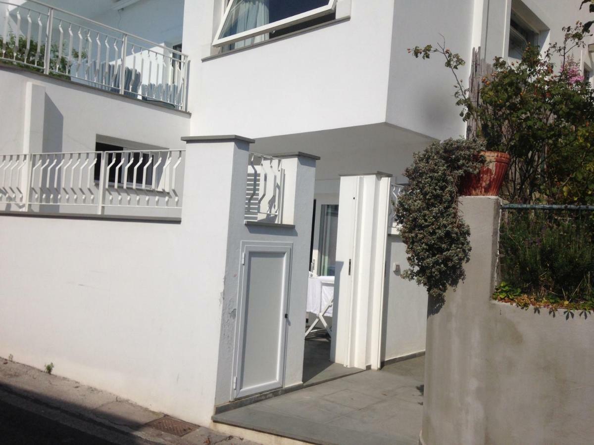 Capri House Vacanze Екстериор снимка
